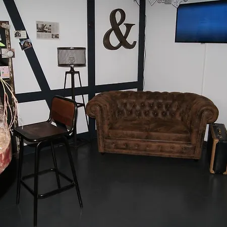 Hotel Bed & Bar No.8 - Adults Only 2*