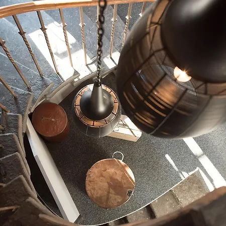 Bed & Bar No.8 - Adults Only Hotel Interlaken