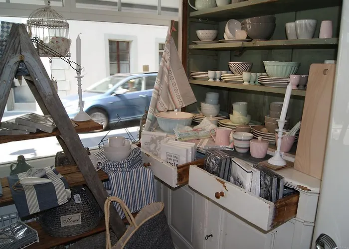 Bed & Bar No.8 - Adults Only