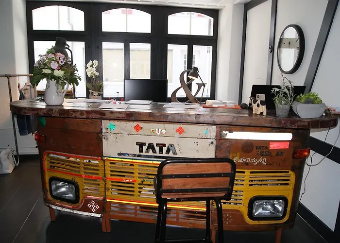 Bed & Bar No.8 - Adults Only Hotell Interlaken