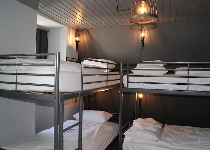 Bed & Bar No.8 - Adults Only Hotel Interlaken