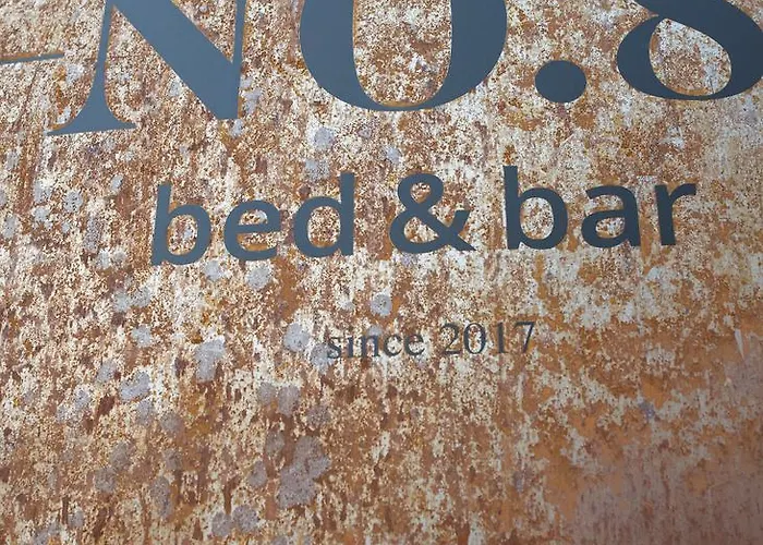 Bed & Bar No.8 - Adults Only 2*