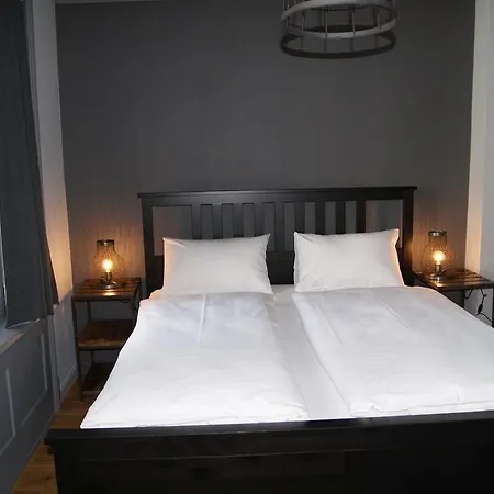 Hotel Bed & Bar No.8 - Adults Only Entrelagos
