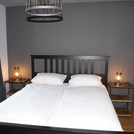 Hotel Bed & Bar No.8 - Adults Only 2*