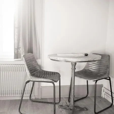 Bed & Bar No.8 - Adults Only 2* Interlaken