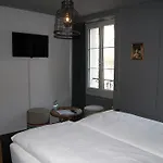 Bed & Bar No.8 - Adults Only 2*