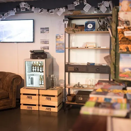 Bed & Bar No.8 - Adults Only מלון
