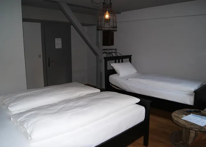 Bed & Bar No.8 - Adults Only מלון 2*