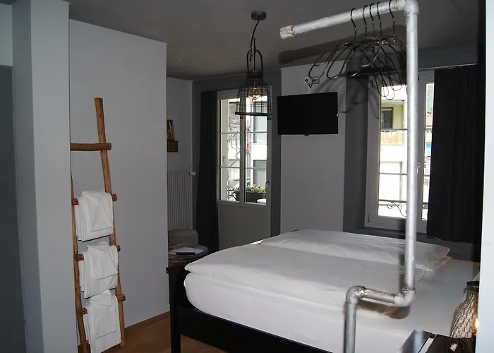 Bed & Bar No.8 - Adults Only 2* אינטרלאקן