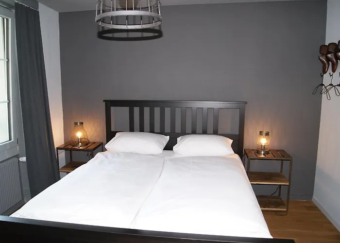 מלון Bed & Bar No.8 - Adults Only 2*
