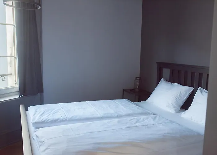 מלון Bed & Bar No.8 - Adults Only אינטרלאקן