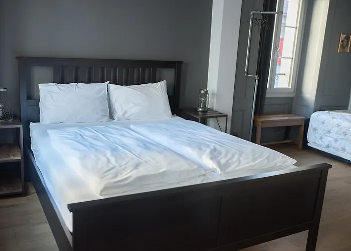 מלון Bed & Bar No.8 - Adults Only אינטרלאקן