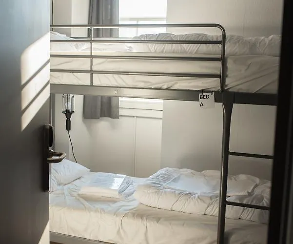 מלון Bed & Bar No.8 - Adults Only