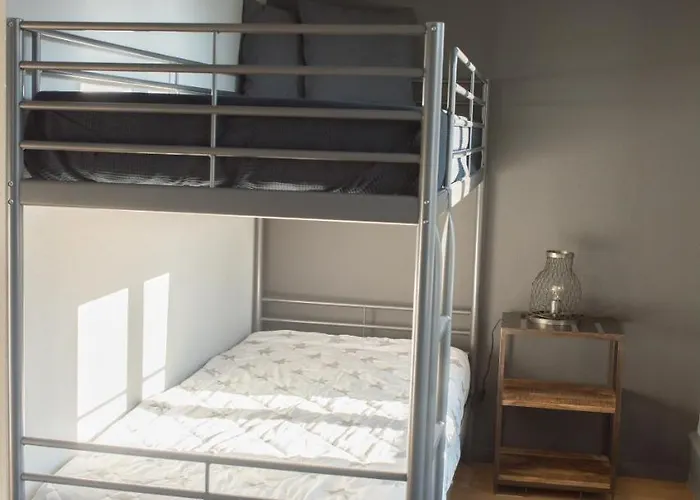 Bed & Bar No.8 - Adults Only מלון